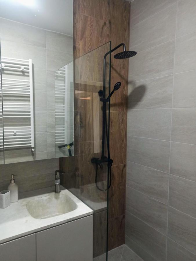 Stylish, Modern 2 Rooms Flat With City View, Near Presidential Palace Bucureşti Ngoại thất bức ảnh