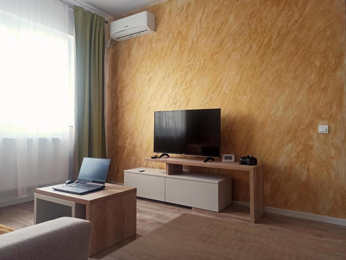 Stylish, Modern 2 Rooms Flat With City View, Near Presidential Palace Bucureşti Ngoại thất bức ảnh