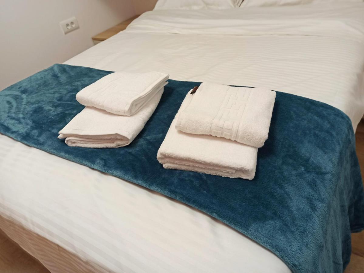 Stylish, Modern 2 Rooms Flat With City View, Near Presidential Palace Bucureşti Ngoại thất bức ảnh